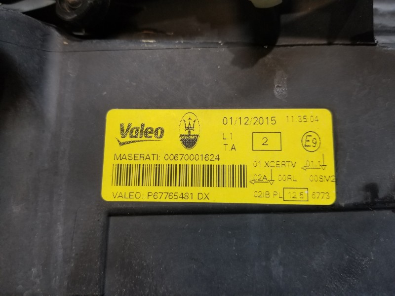 Recambio de faro derecho para maserati quattroporte granlusso referencia OEM IAM 00670001624 L90028085 90036242