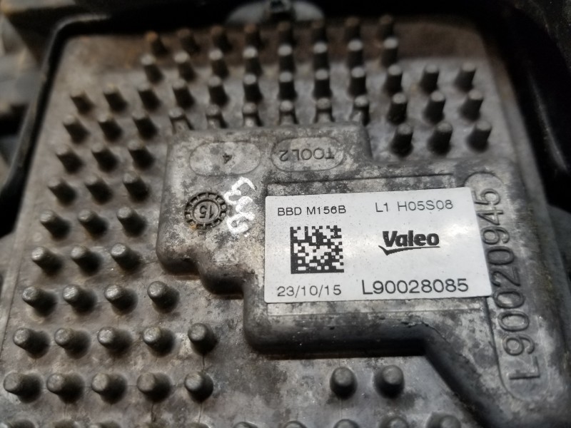 Recambio de faro derecho para maserati quattroporte granlusso referencia OEM IAM 00670001624 L90028085 90036242