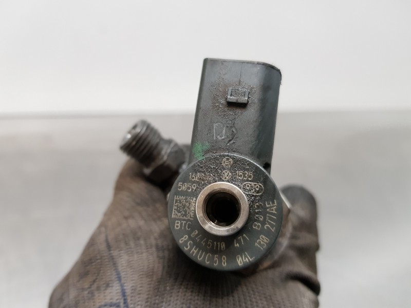 Recambio de inyector para audi a4 (b9) quattro referencia OEM IAM 04L130277AE 0445110556 