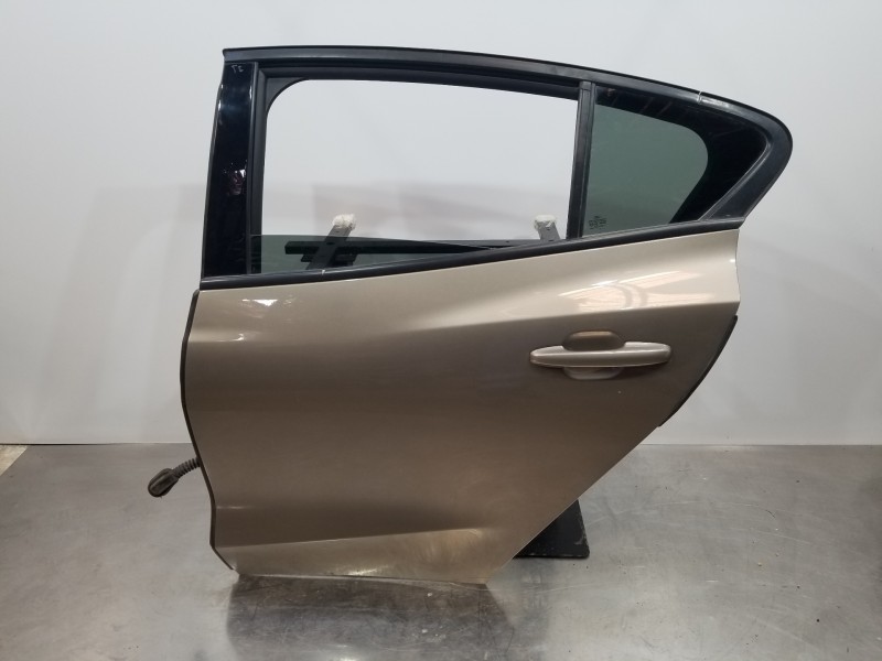 Recambio de puerta trasera izquierda para ford focus active referencia OEM IAM 2577512 PJX7BA24631AG PJX7BA24631AG