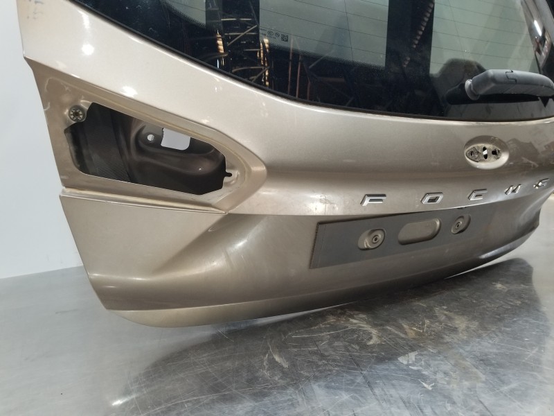 Recambio de porton trasero para ford focus active referencia OEM IAM 2566476 PJX7BA40410EC 