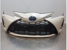 Recambio de paragolpes delantero para toyota yaris hybrid referencia OEM IAM 521190U931  