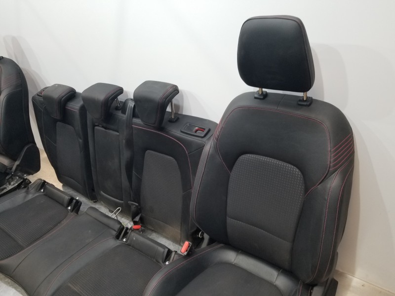 Recambio de juego asientos completo para ford focus active referencia OEM IAM JX6T14B720GBAA JX7JB62900BD1GO6 JX6A9661704CM
