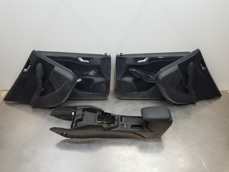 Recambio de juego asientos completo para ford focus active referencia OEM IAM JX6T14B720GBAA JX7JB62900BD1GO6 JX6A9661704CM