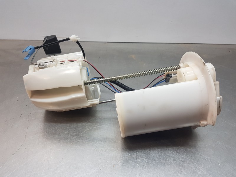 Recambio de aforador para toyota yaris hybrid referencia OEM IAM 770200D161 777040D090 