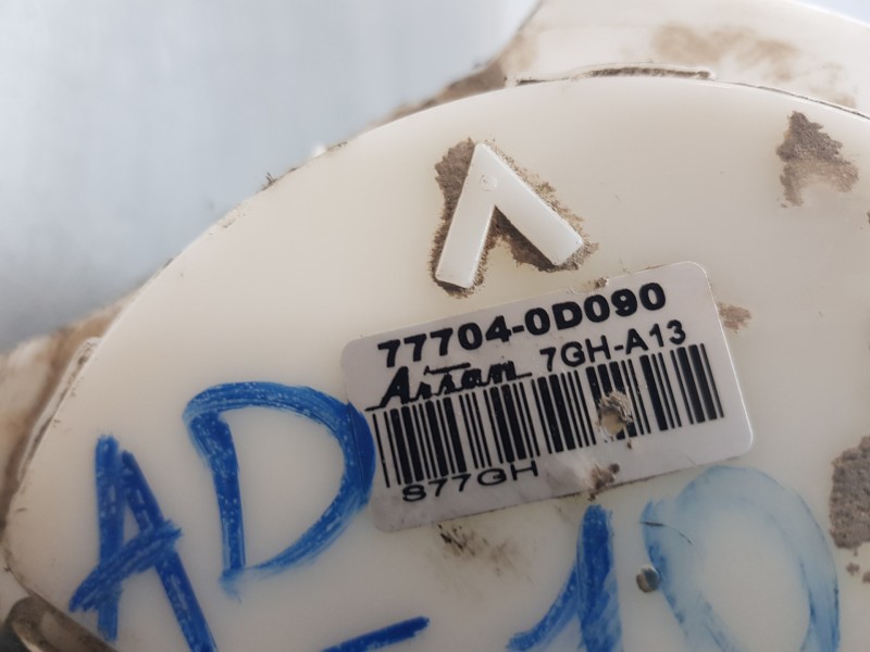 Recambio de aforador para toyota yaris hybrid referencia OEM IAM 770200D161 777040D090 