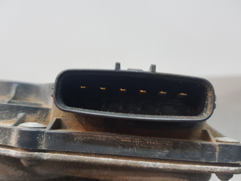 Recambio de caja mariposa para toyota yaris hybrid referencia OEM IAM 2203047040  