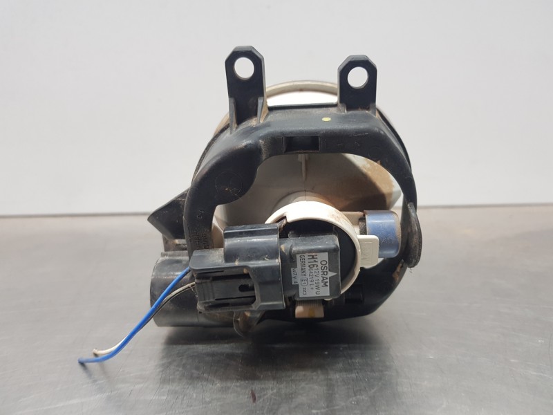 Recambio de faro antiniebla izquierdo para toyota yaris hybrid referencia OEM IAM 8122002110  