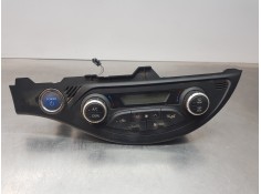 Recambio de mando climatizador para toyota yaris hybrid referencia OEM IAM 559000D800C3 559000D800 