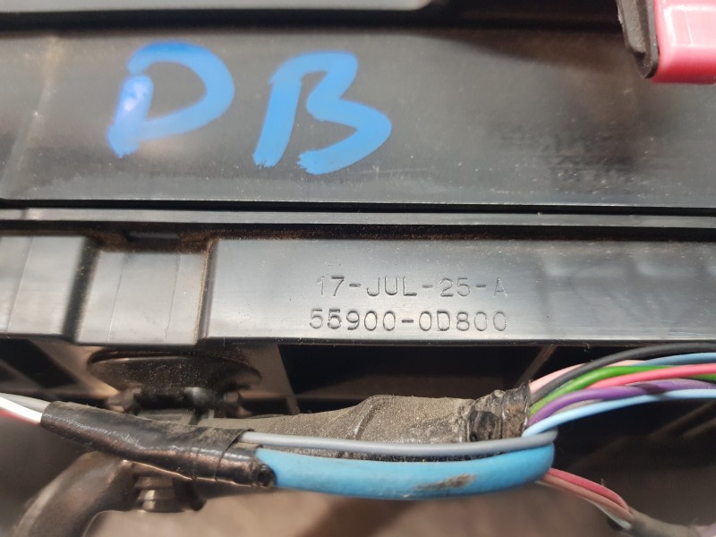 Recambio de mando climatizador para toyota yaris hybrid referencia OEM IAM 559000D800C3 559000D800 