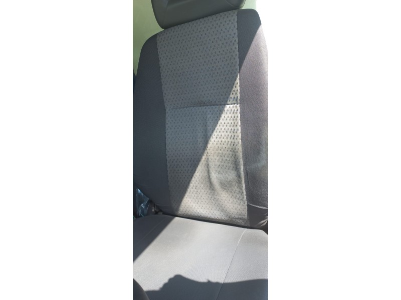 nissan atleon del año 2011