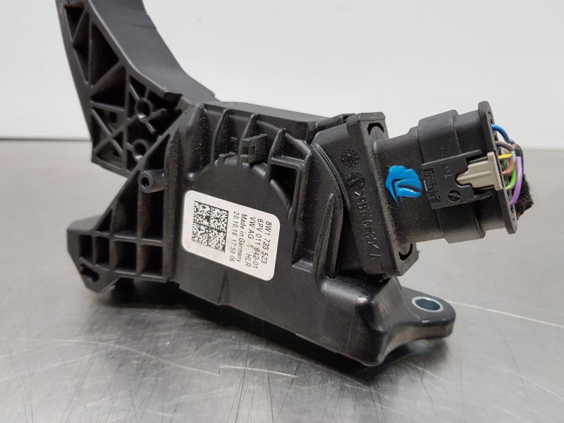 Recambio de pedal acelerador para audi a4 (b9) quattro referencia OEM IAM 8W1723523  