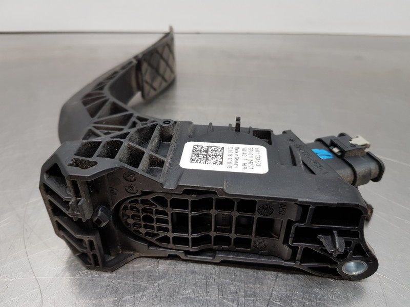 Recambio de pedal acelerador para audi a4 (b9) quattro referencia OEM IAM 8W1723523  