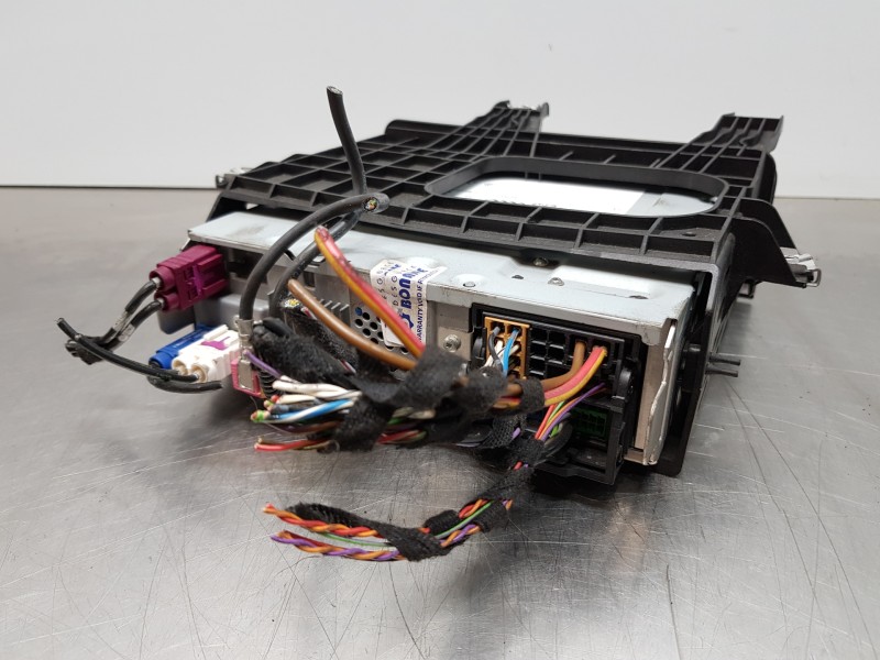 Recambio de sistema audio / radio cd para audi a4 (b9) quattro referencia OEM IAM 8W0035193B  