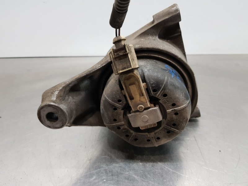 Recambio de soporte motor izquierdo para audi a4 (b9) quattro referencia OEM IAM 8W0199371AT  