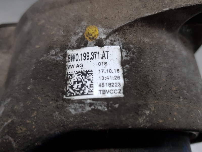 Recambio de soporte motor izquierdo para audi a4 (b9) quattro referencia OEM IAM 8W0199371AT  