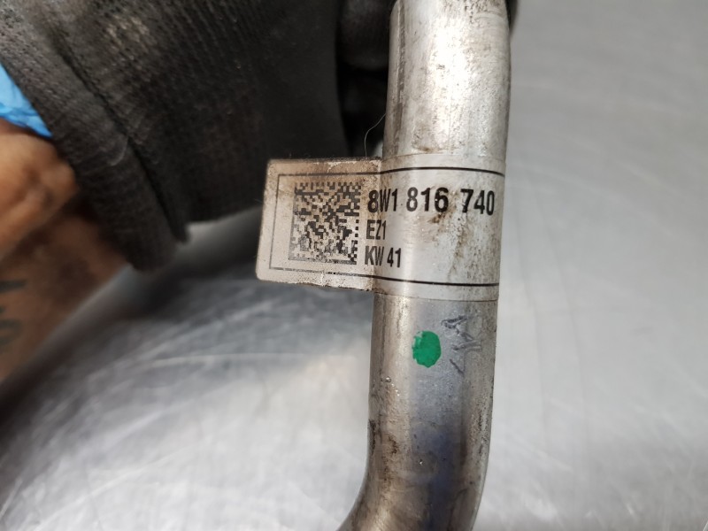 Recambio de tubos aire acondicionado para audi a4 (b9) quattro referencia OEM IAM 8W1816740  