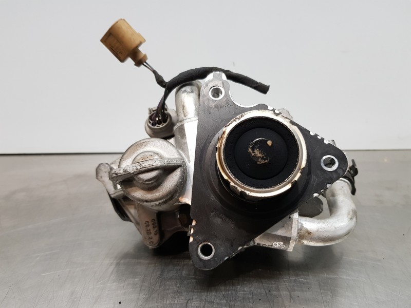 Recambio de valvula egr para audi a4 (b9) quattro referencia OEM IAM 04L131501S  