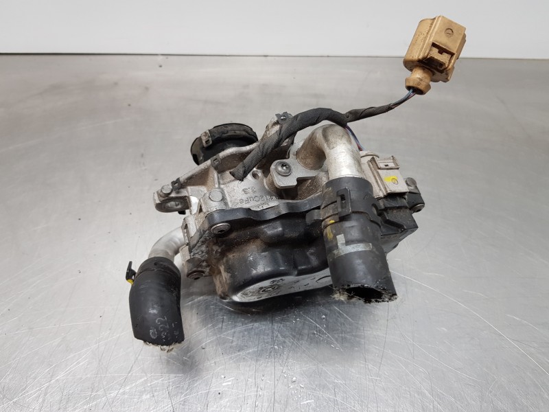 Recambio de valvula egr para audi a4 (b9) quattro referencia OEM IAM 04L131501S  