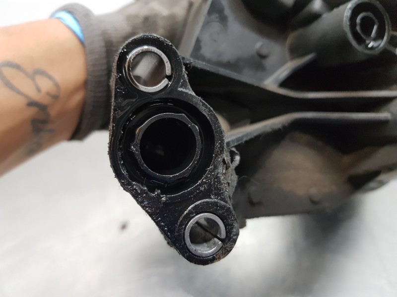 Recambio de soporte filtro aceite para audi a4 (b9) quattro referencia OEM IAM 03N115389N 03N117021B 