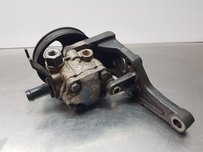 Recambio de bomba direccion para kia carnival ii ex referencia OEM IAM 0K55232600D  