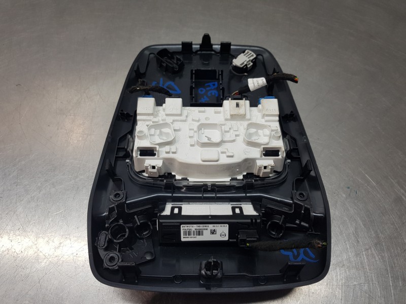 Recambio de luz interior para opel mokka gs line referencia OEM IAM 96781445ZD  