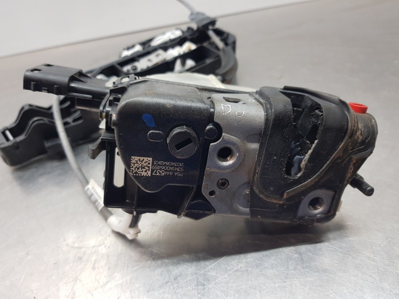 Recambio de cerradura puerta trasera derecha para opel mokka gs line referencia OEM IAM 9844453780 S3M1A006459 1A006459