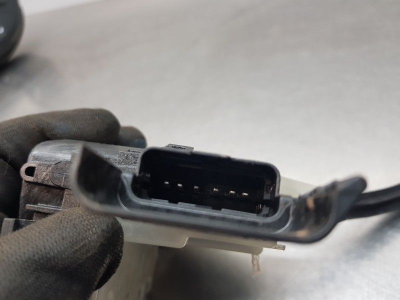 Recambio de cerradura puerta trasera izquierda para opel mokka gs line referencia OEM IAM 9844453580 1A006457 