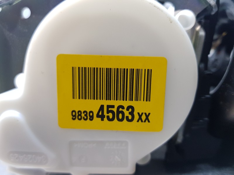 Recambio de cinturon seguridad trasero derecho para opel mokka gs line referencia OEM IAM 98394563XX  