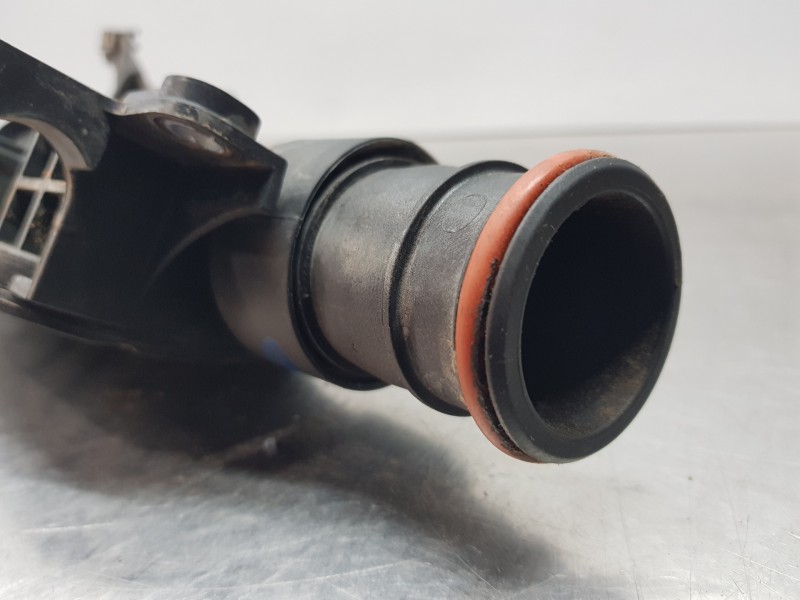 Recambio de tubo presion turbocompresor para opel mokka gs line referencia OEM IAM 9677681880  