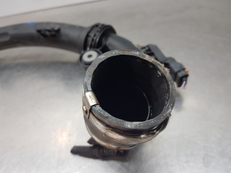 Recambio de tubo presion turbocompresor para opel mokka gs line referencia OEM IAM 9812736080  