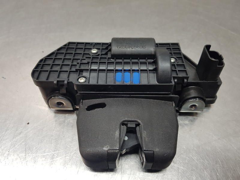 Recambio de cerradura maletero / porton para opel mokka gs line referencia OEM IAM 9151487499  