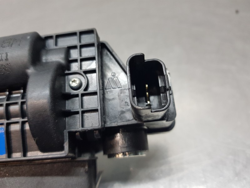 Recambio de cerradura maletero / porton para opel mokka gs line referencia OEM IAM 9151487499  