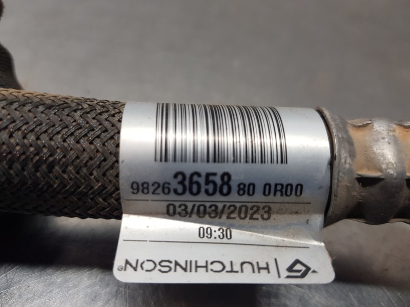 Recambio de tubos aire acondicionado para opel mokka gs line referencia OEM IAM 9826365880  