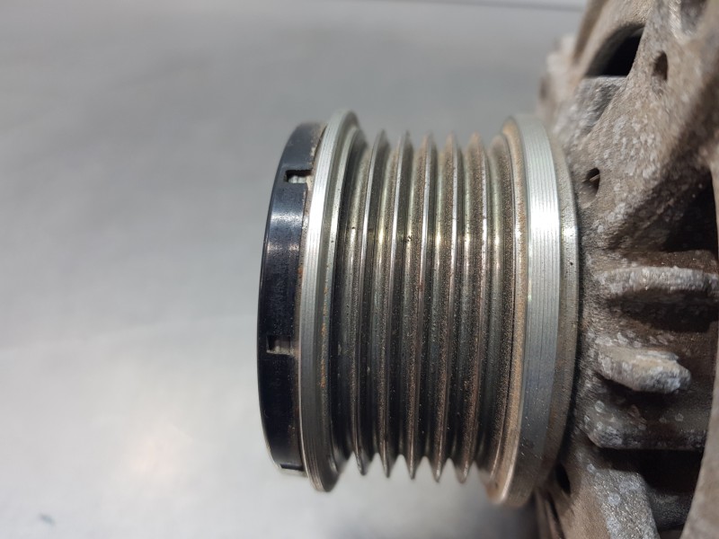 Recambio de alternador para opel mokka gs line referencia OEM IAM 9835688980 MS1042117143 