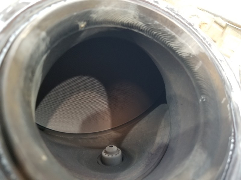 Recambio de catalizador para ford focus active referencia OEM IAM 2472216 JX615E211GJ 