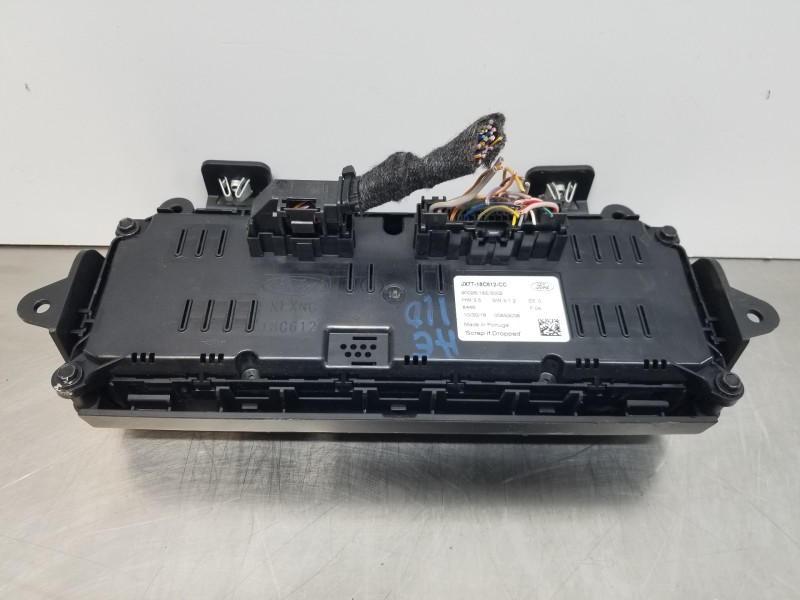Recambio de mando climatizador para ford focus active referencia OEM IAM 2232665 JX7T18C612CC 