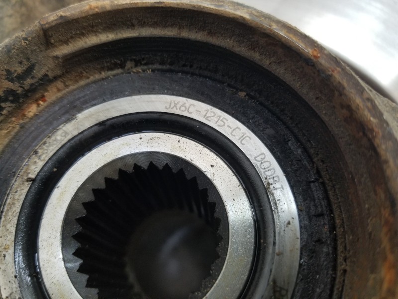 Recambio de mangueta delantera derecha para ford focus active referencia OEM IAM 2250269 JX6C3K170F1A JX6C1215C1C