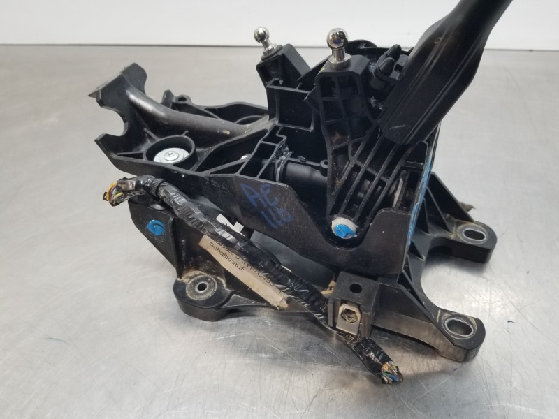 Recambio de palanca cambio para ford focus active referencia OEM IAM 2649131 JX6R7C453APF 