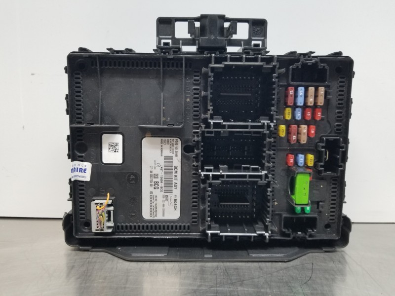 Recambio de caja reles / fusibles para ford focus active referencia OEM IAM JX6T15604BCG F005V02945 