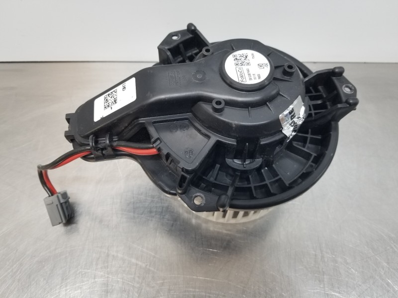 Recambio de motor calefaccion para ford focus active referencia OEM IAM 2587601 JX6A19846GA 