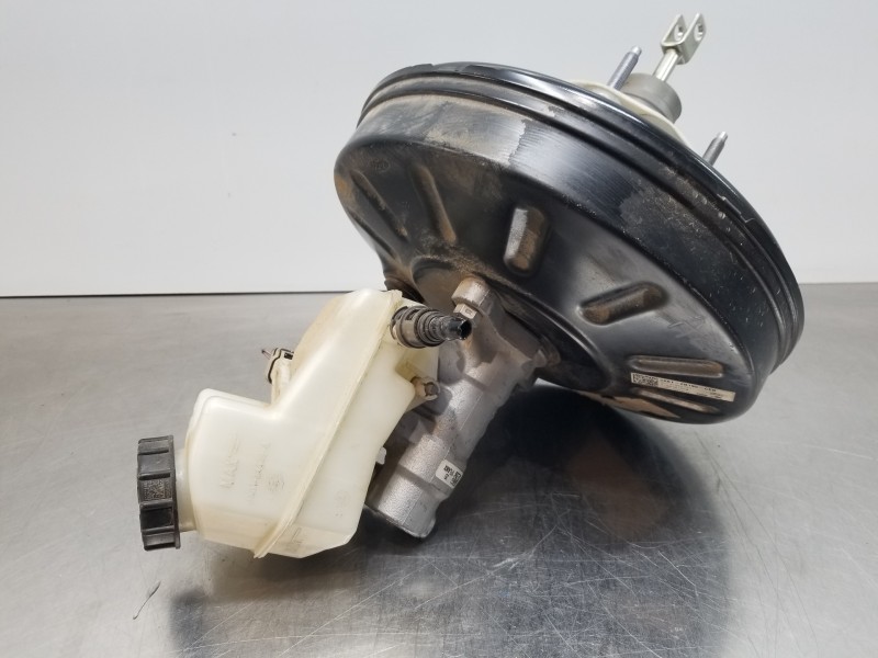 Recambio de servofreno para ford focus active referencia OEM IAM 2209244 JX612B195CEB KTJX612002CEB