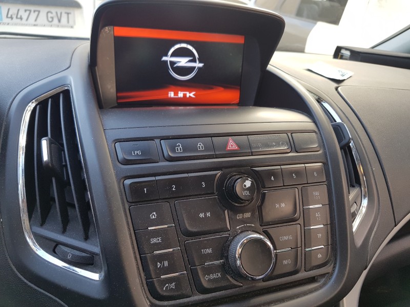 opel zafira tourer del año 2015