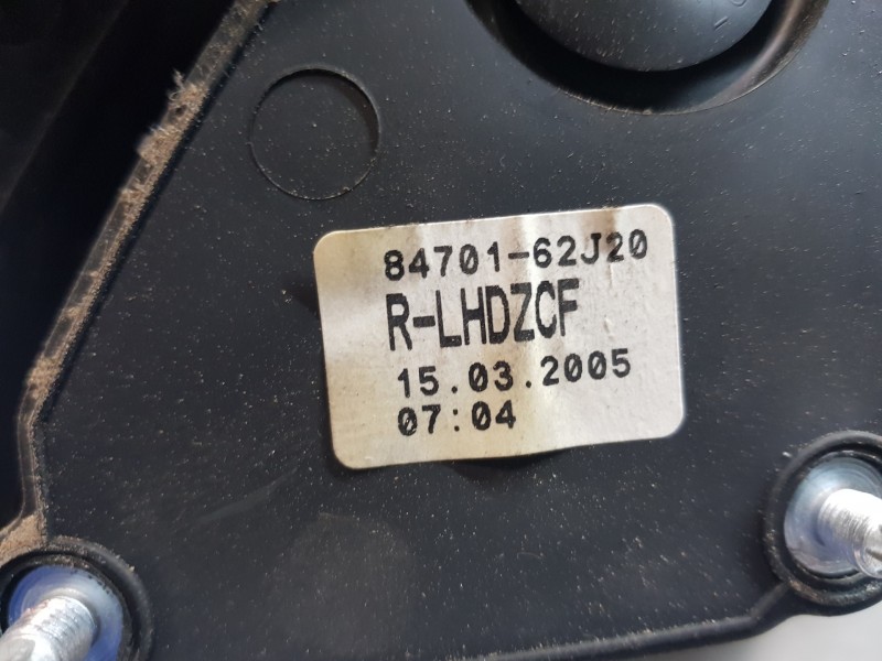 Recambio de retrovisor derecho para suzuki swift berlina (mz) gls referencia OEM IAM 8470162J20  