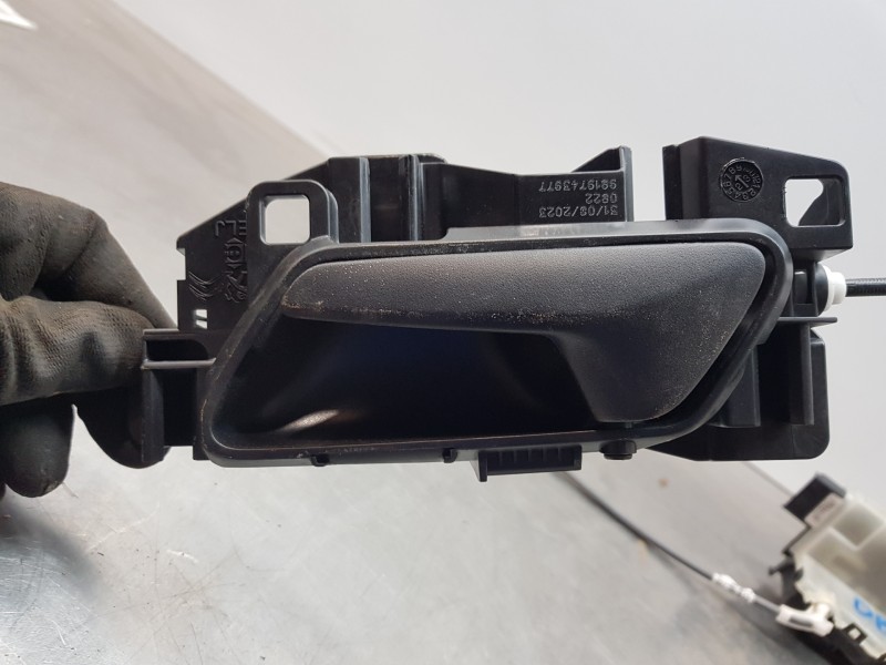 Recambio de cerradura puerta delantera izquierda para peugeot partner standard 600kg referencia OEM IAM 9816343480 16943580 