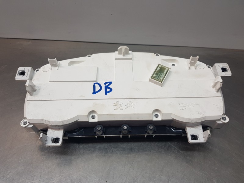 Recambio de cuadro instrumentos para peugeot partner standard 600kg referencia OEM IAM 9838094680  