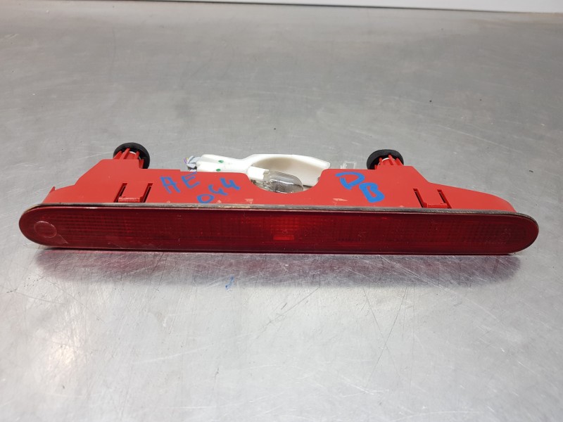 Recambio de luz central de freno para peugeot partner standard 600kg referencia OEM IAM 9682830180 9688528980 