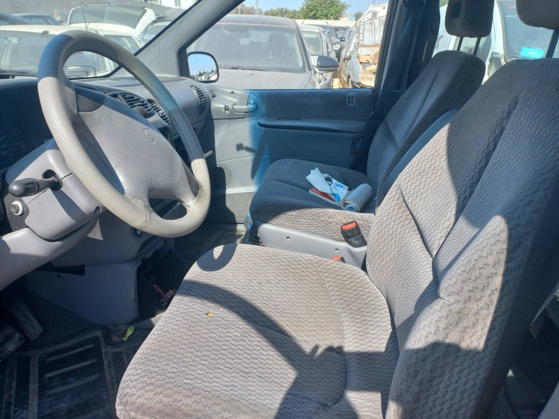 chrysler voyager (gs) del año 1999