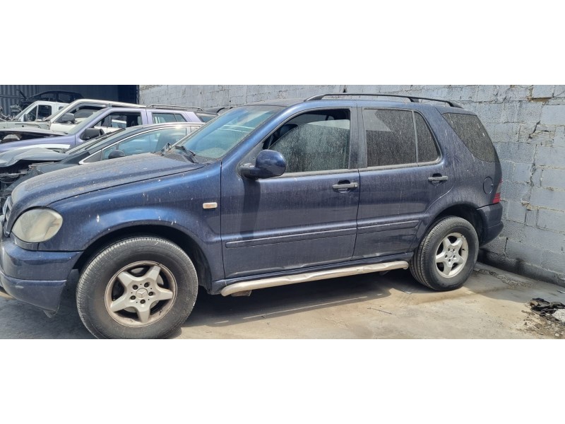 mercedes clase m (w163) del año 2001