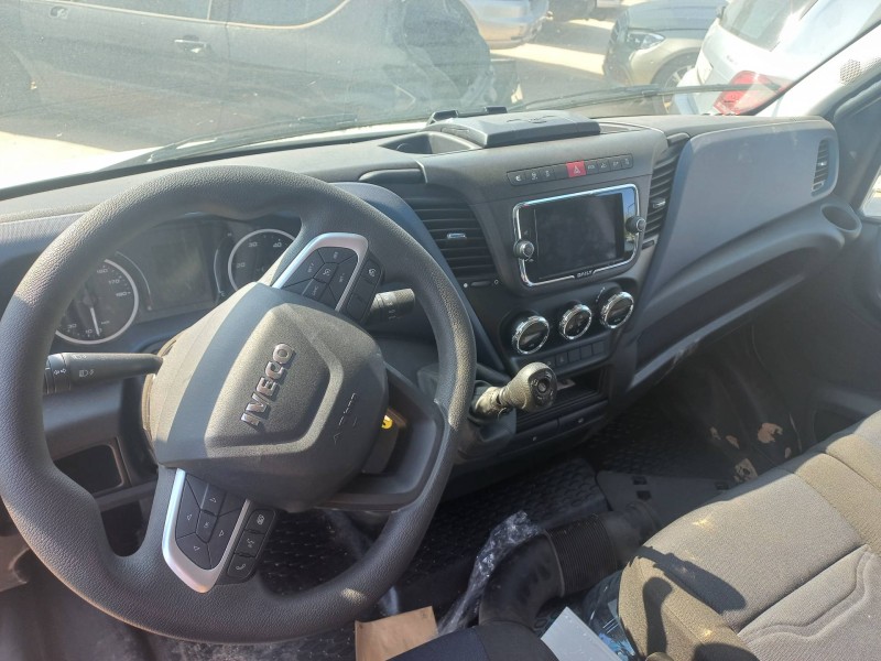 iveco daily 35s16 del año 2021